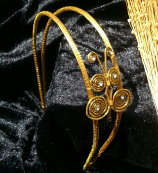 Serre tête or végétal en capim dourado