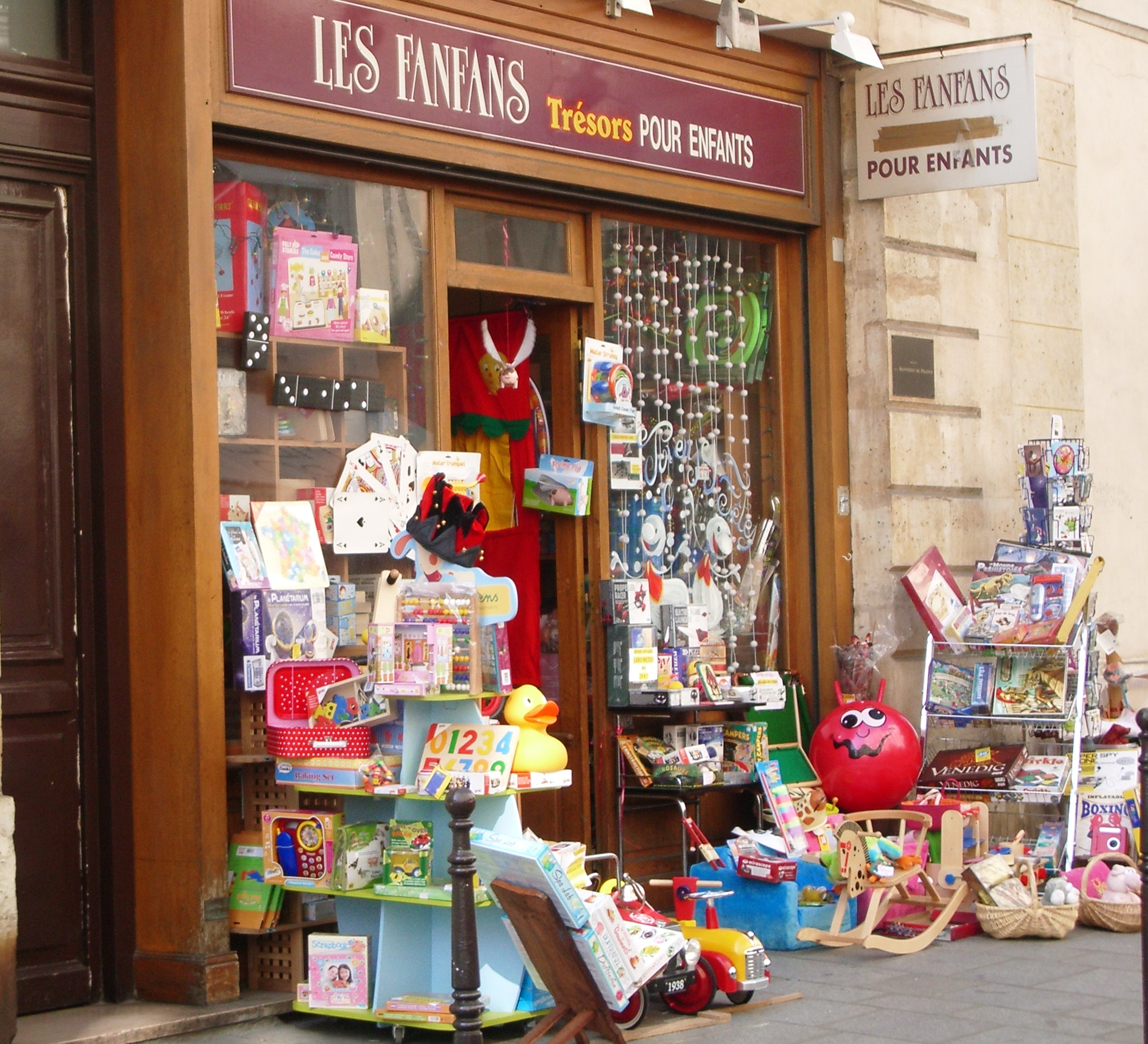 Les magasins de jouets pour enfants à Paris Les magasins de jouets pour enfants à Paris