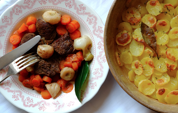 Boeuf mijoté aux petits légumes.