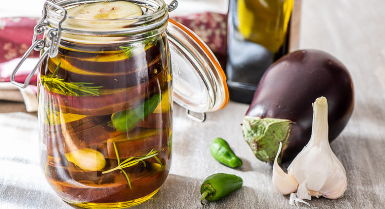 Bocal d'aubergine à l'huile d'olive - DR. Mon Quotidien Autrement - E. Montuclard