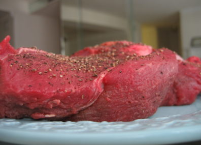 Rôti, bavette, entrecôte, steak, tournedos, brochettes, tartare, carpaccio, escalope, pavé, faux-filet, onglet