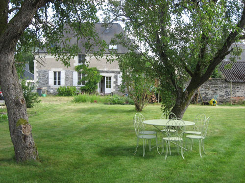 Chambres d'hôte et vannerie Saules et Cie à Corné - Anjou