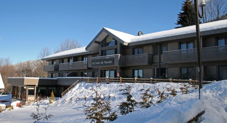 La Croix de Savoie, hôtel bioclimatique, au Carroz.