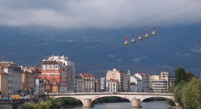 Téléphérique urbain de Grenoble.