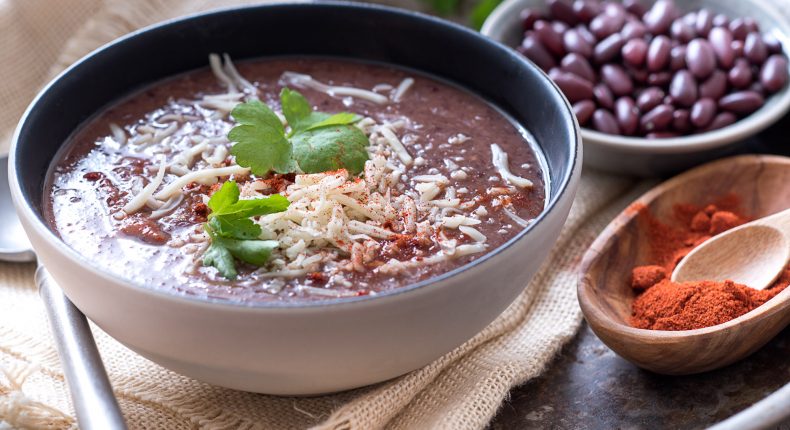 Soupe de haricots rouges au piment doux fumé - DR Mon Quotidien Autrement - © E. Montuclard