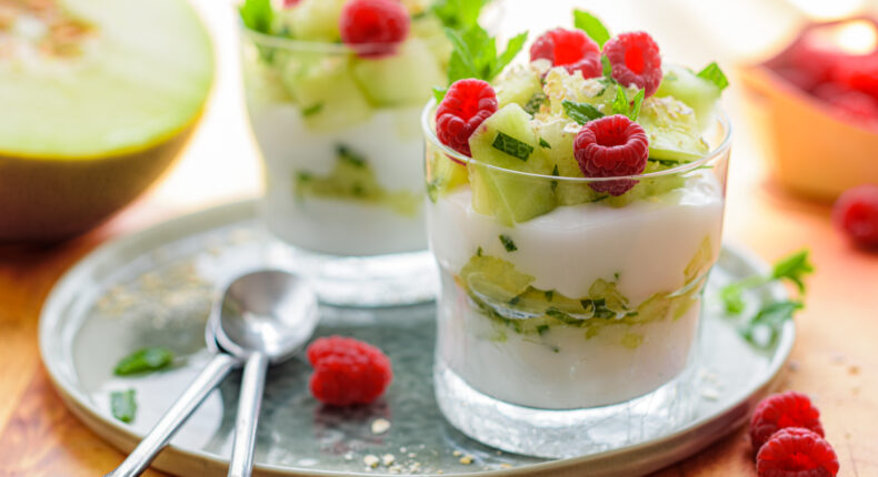 Dessert au yaourt végétal et aux fruits - Mon Quotidien Autrement - ©E. Montuclard