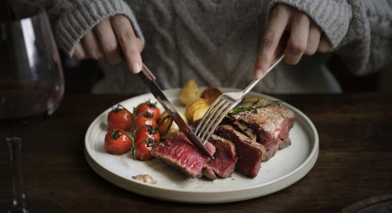 Consommation de viande ©Rawpixel/iStock