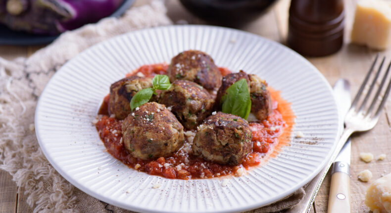 Boulettes d'aubergine sauce tomate - Mon Quotidien Autrement - ©E. Montuclard