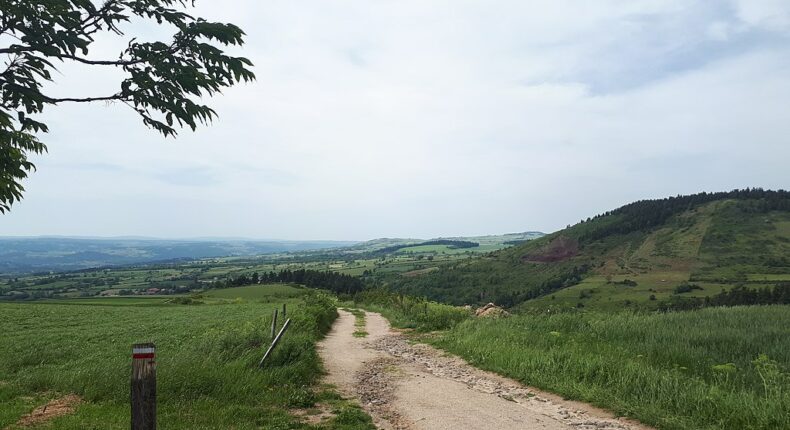 Le Chemin de Stevenson, depuis le plateau du Devès © TouN - Wikimedia Commons