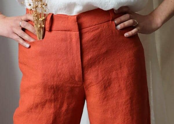 Un duo féminin lyonnais propose des pantalons durables, élégants et confortables. Crédit : C. Bergamia.