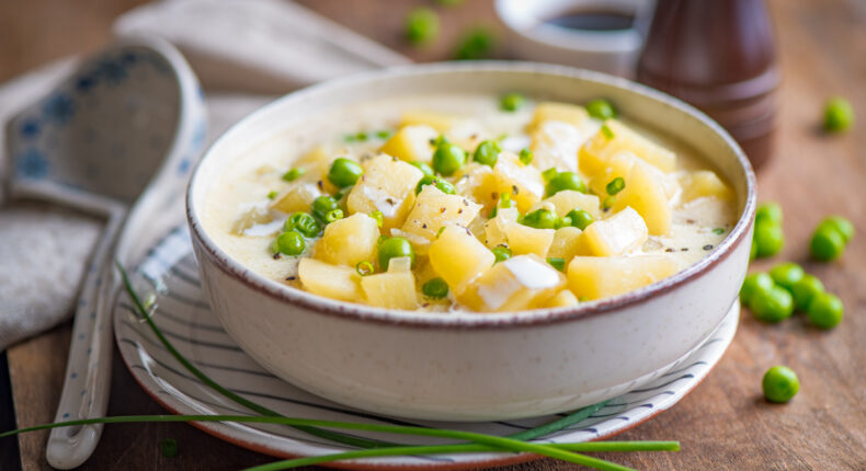 Soupe de pommes de terre et petits pois - Mon Quotidien Autrement - ©E. Montuclard